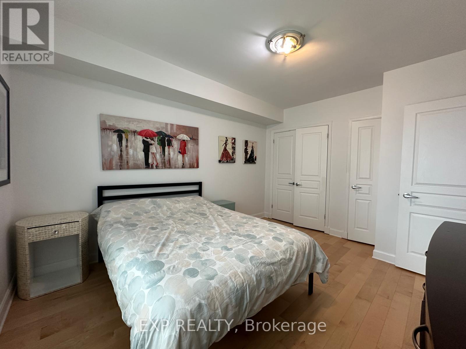 












310 - 200 BESSERER STREET

,
Ottawa,




Ontario
K1N0A7

