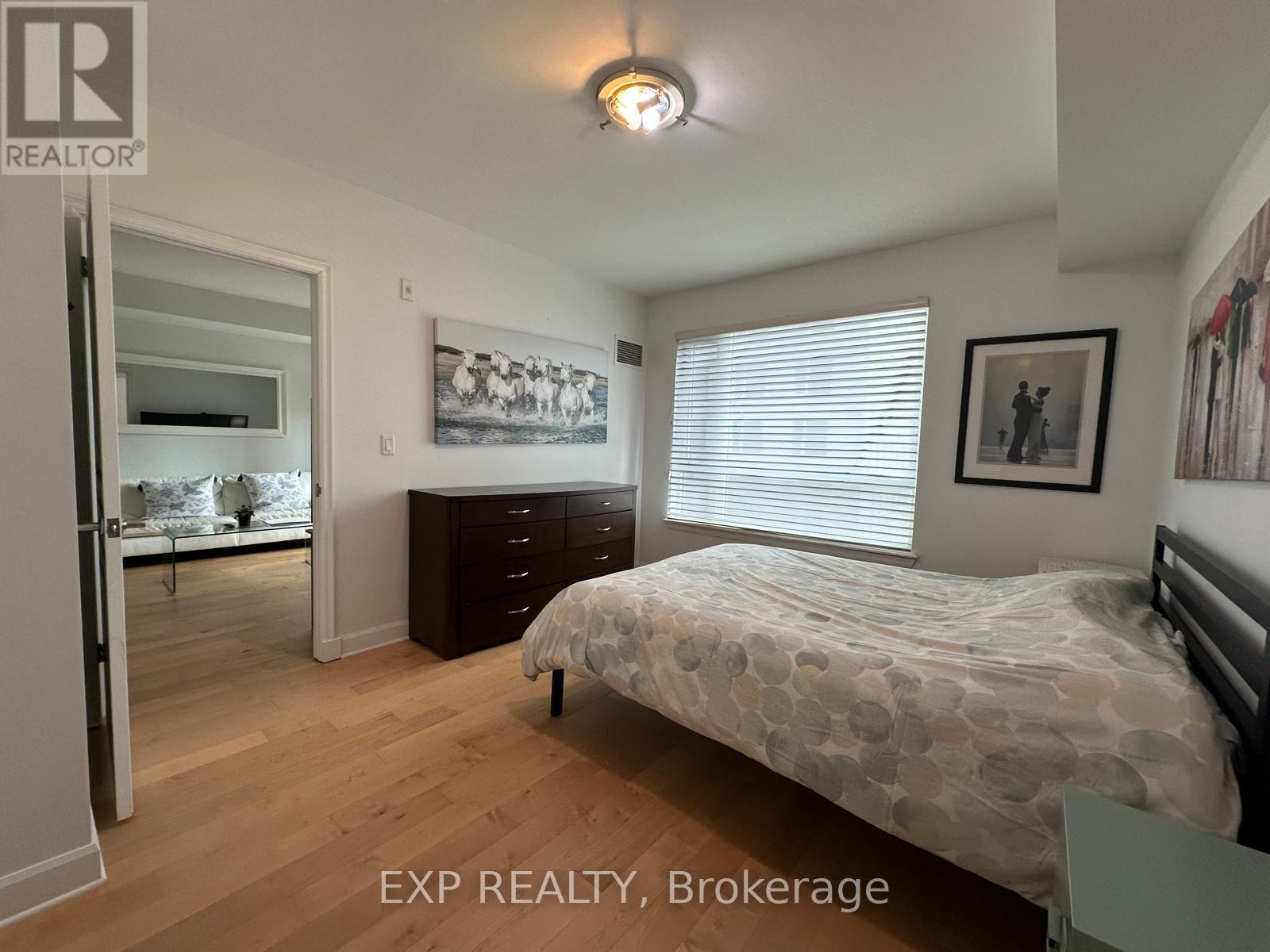 












310 - 200 BESSERER STREET

,
Ottawa,




Ontario
K1N0A7


