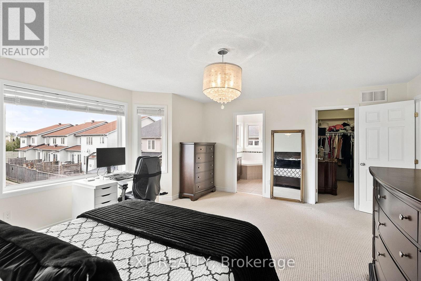 












360 ANTIGONISH AVENUE

,
Ottawa,




Ontario
K4A0T9

