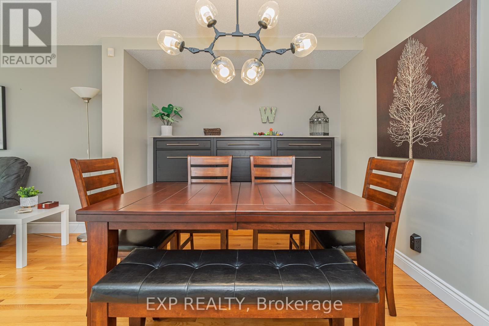 












295 BONAVISTA STREET

,
Clarence-Rockland,




Ontario
K4K1N8

