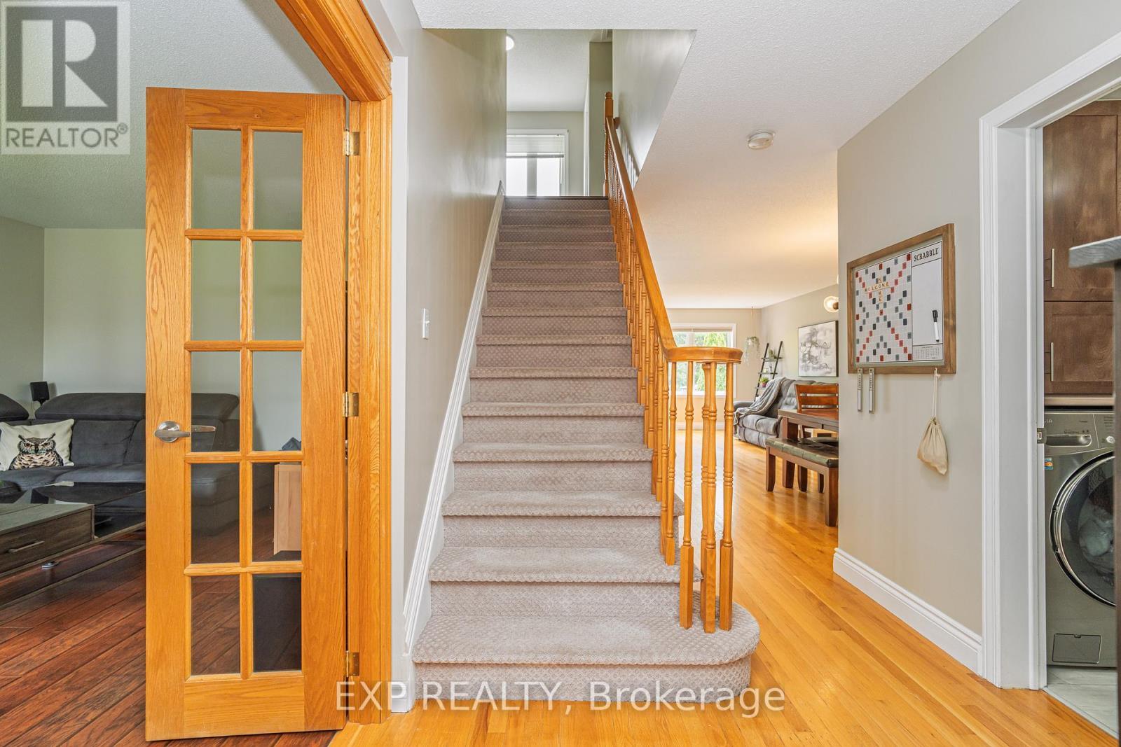 












295 BONAVISTA STREET

,
Clarence-Rockland,




Ontario
K4K1N8

