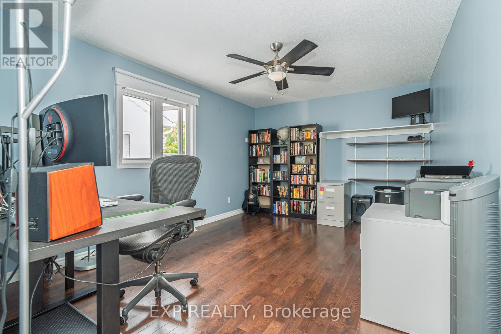 












295 BONAVISTA STREET

,
Clarence-Rockland,




Ontario
K4K1N8

