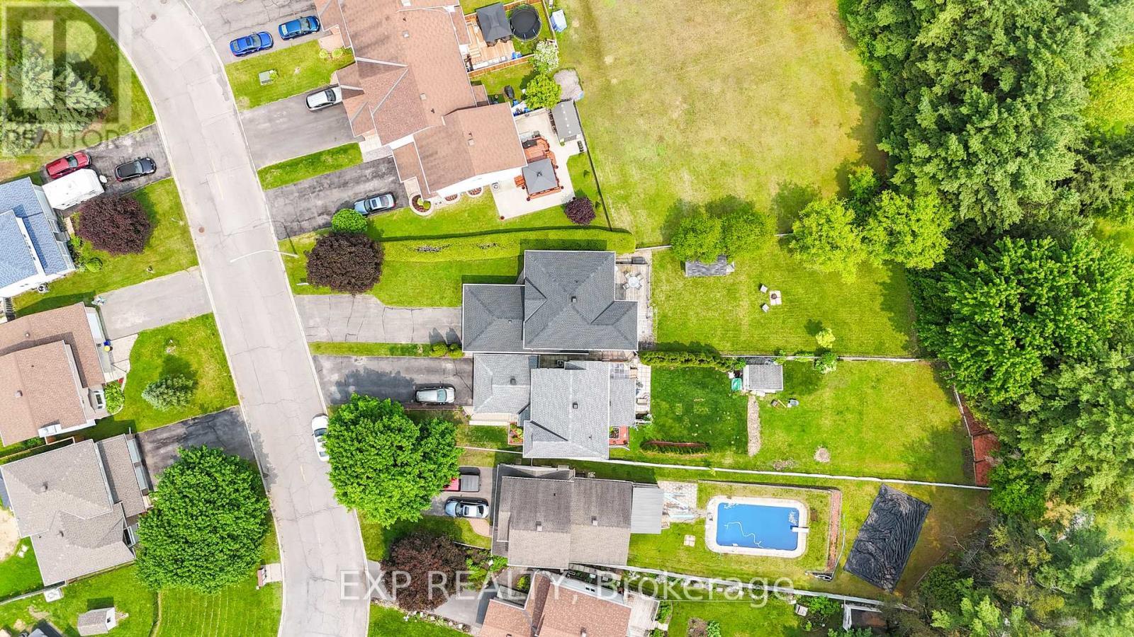 












295 BONAVISTA STREET

,
Clarence-Rockland,




Ontario
K4K1N8

