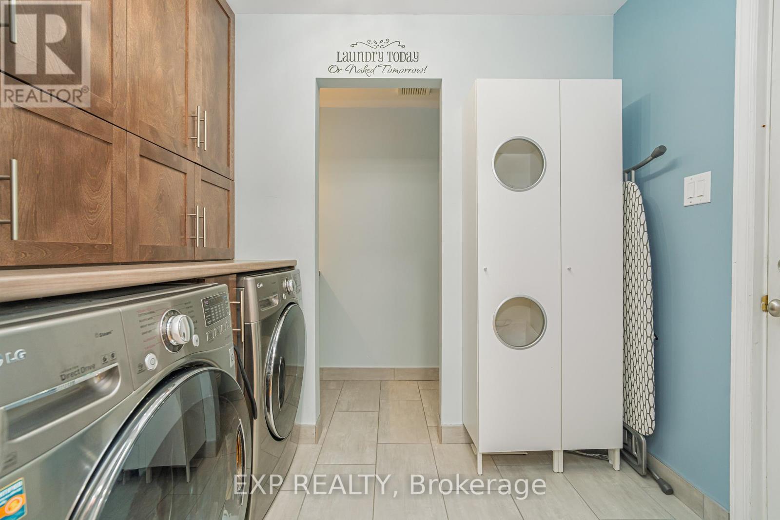 












295 BONAVISTA STREET

,
Clarence-Rockland,




Ontario
K4K1N8

