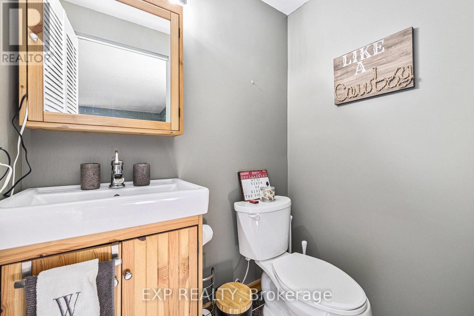 












1589 RIVER ROAD

,
McNab/Braeside,




Ontario
K0A1G0

