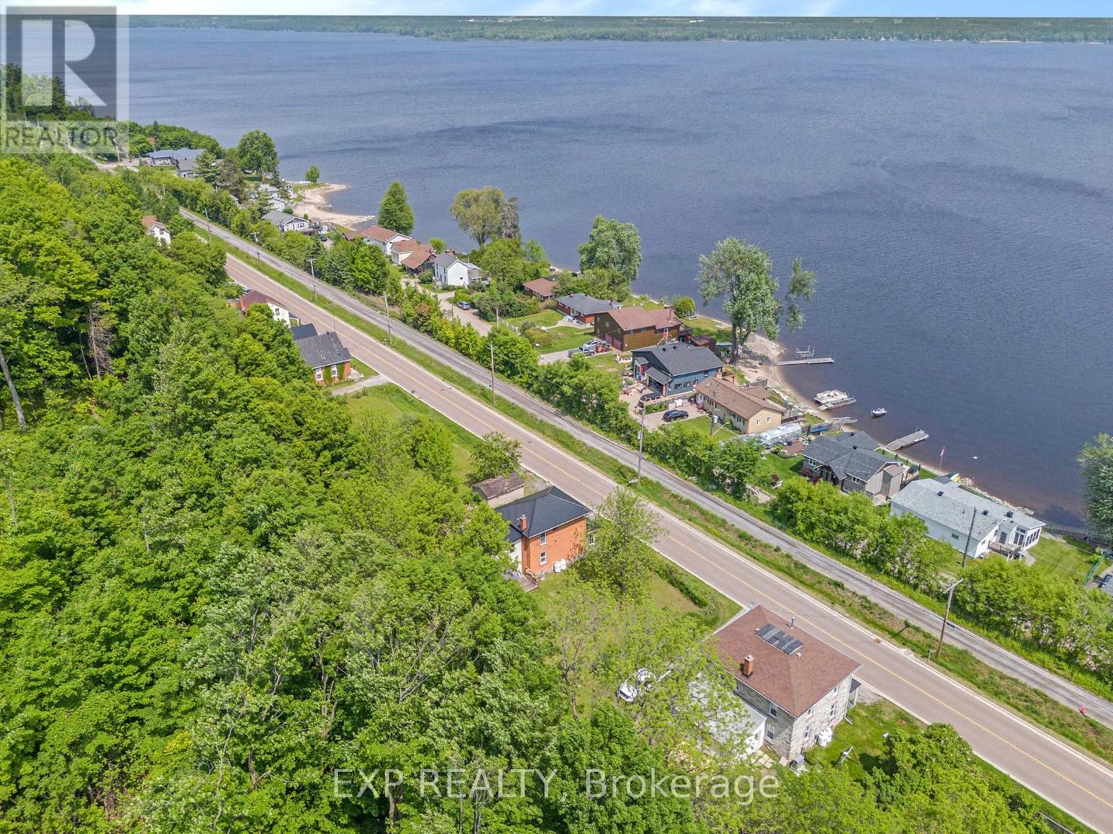 












1589 RIVER ROAD

,
McNab/Braeside,




Ontario
K0A1G0

