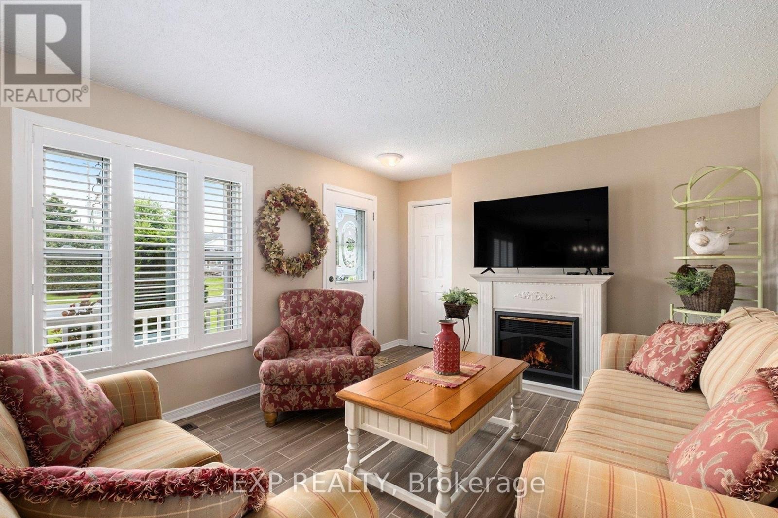 












36 DESNOYERS STREET

,
Casselman,




Ontario
K0A1M0

