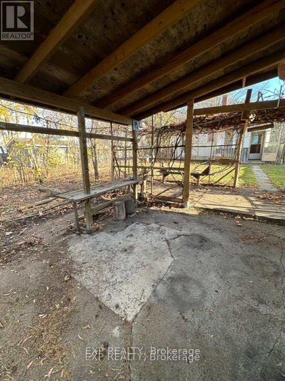 












954 FISHER AVENUE

,
Ottawa,




Ontario
K1Z6P4

