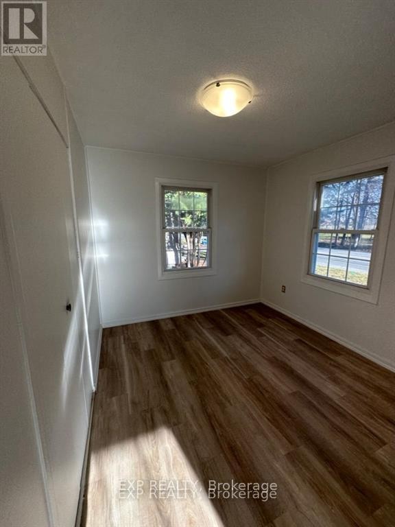 












954 FISHER AVENUE

,
Ottawa,




Ontario
K1Z6P4


