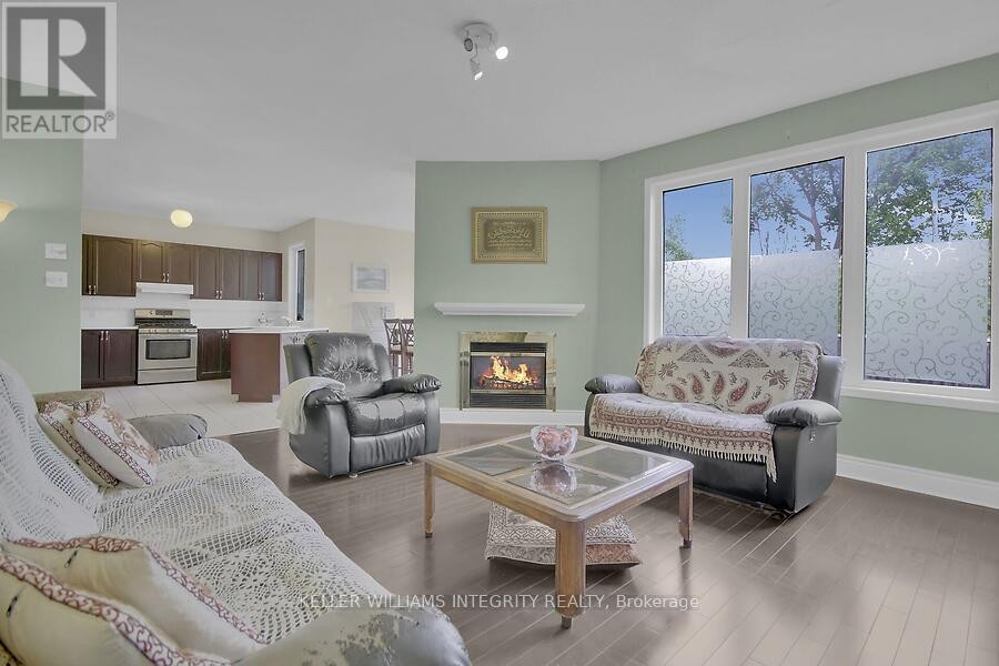 












59 SAWYER WAY

,
Ottawa,




Ontario
K2M2X3

