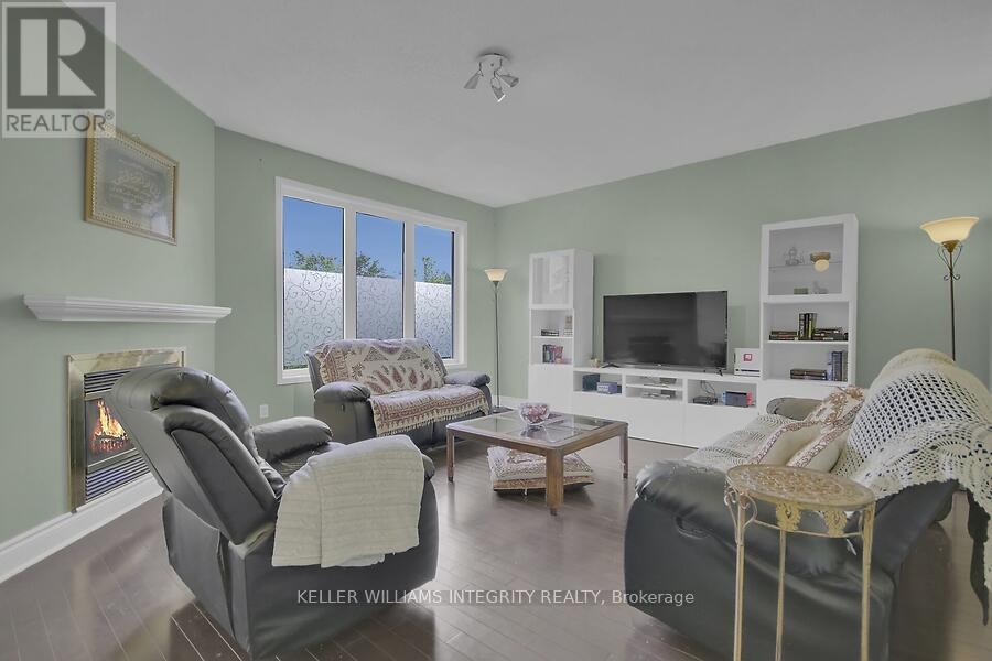 












59 SAWYER WAY

,
Ottawa,




Ontario
K2M2X3

