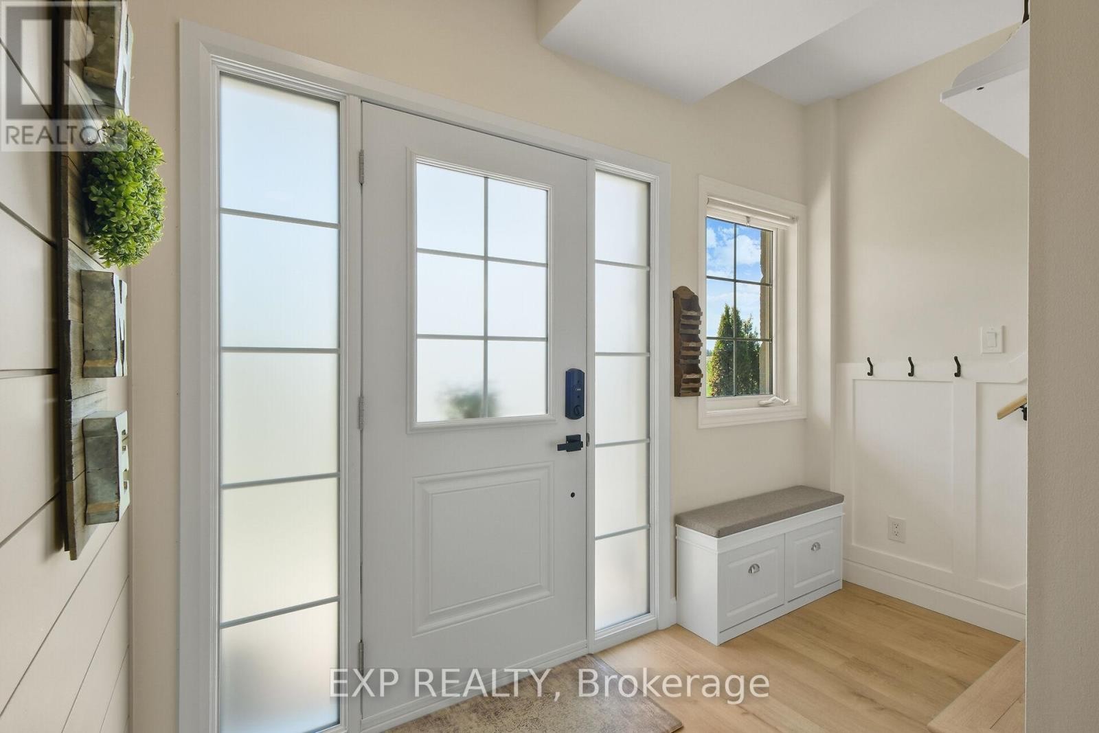 












86 OASIS STREET

,
The Nation,




Ontario
K0A2M0

