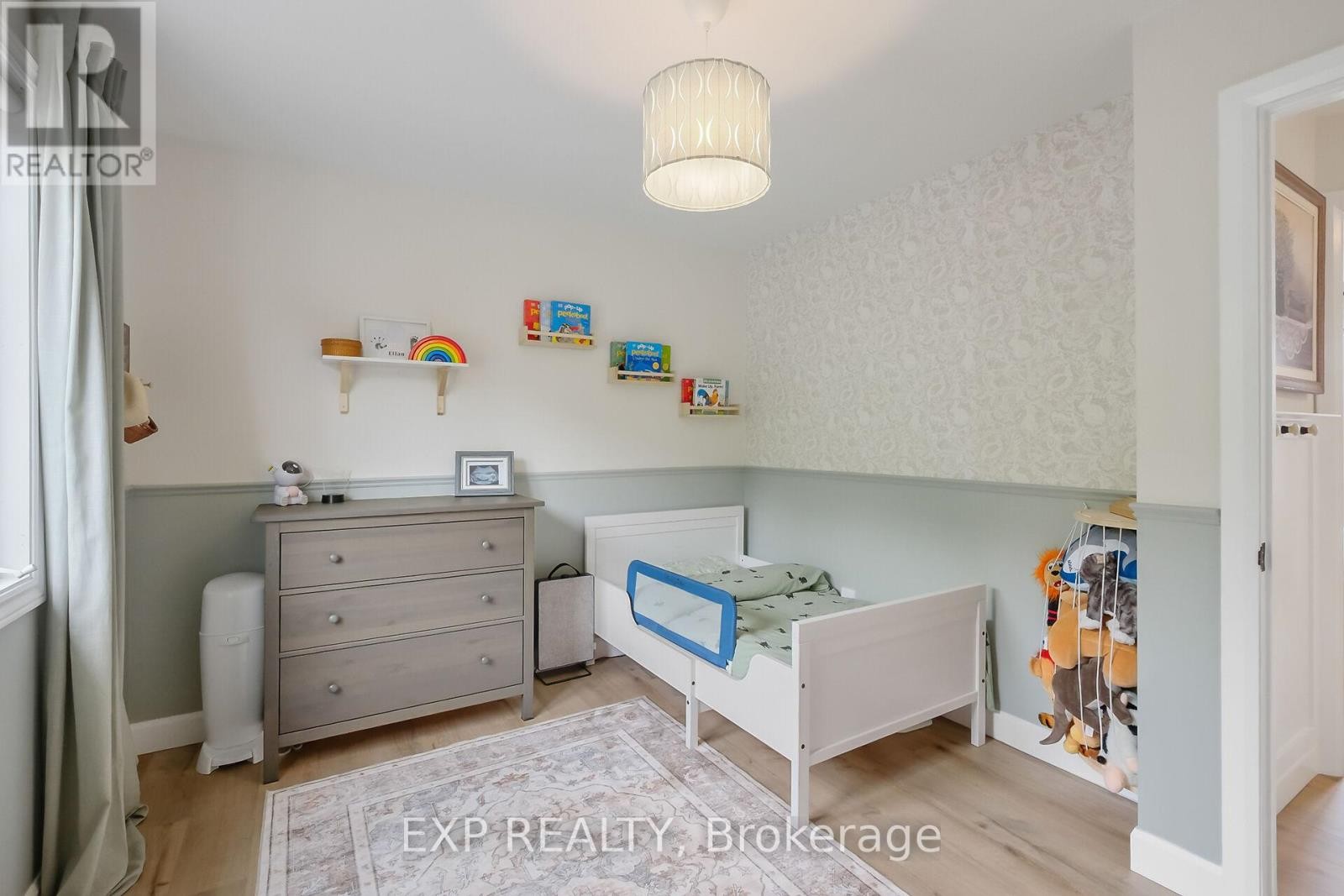 












86 OASIS STREET

,
The Nation,




Ontario
K0A2M0

