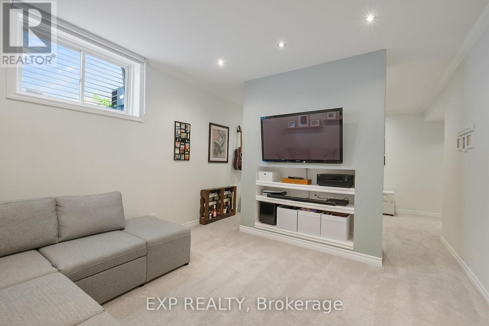 












86 OASIS STREET

,
The Nation,




Ontario
K0A2M0

