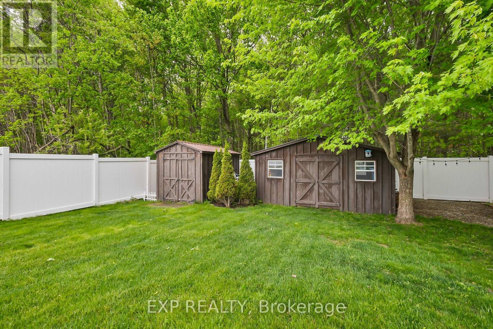 












86 OASIS STREET

,
The Nation,




Ontario
K0A2M0

