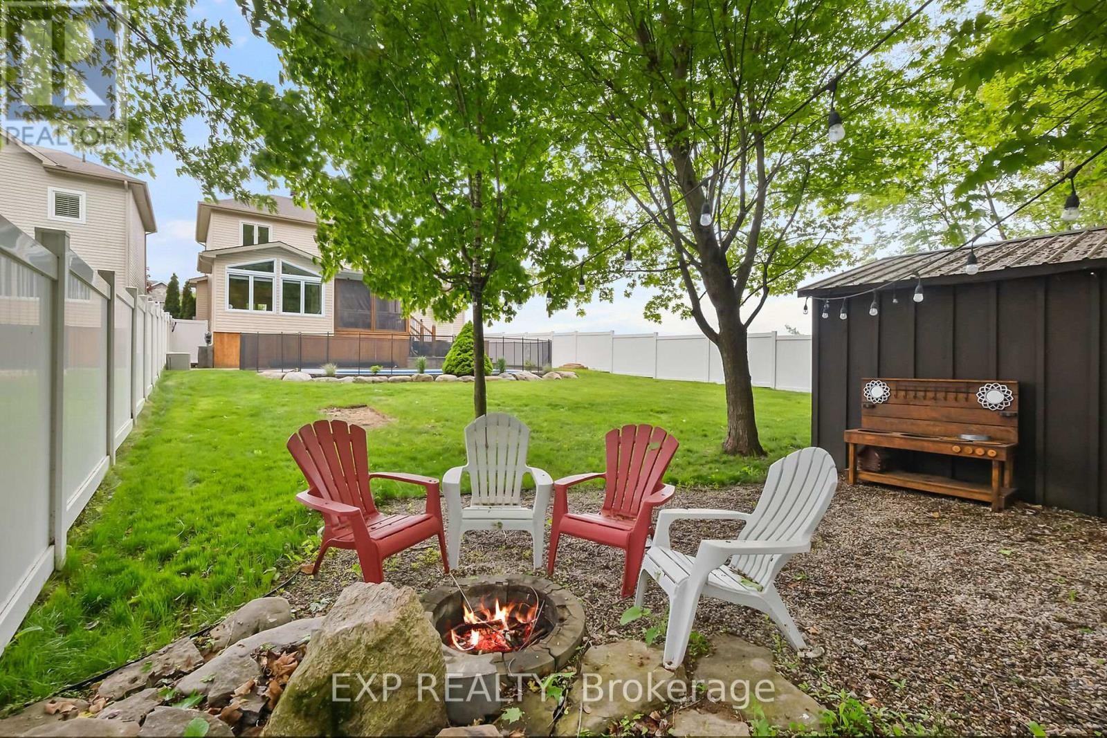 












86 OASIS STREET

,
The Nation,




Ontario
K0A2M0


