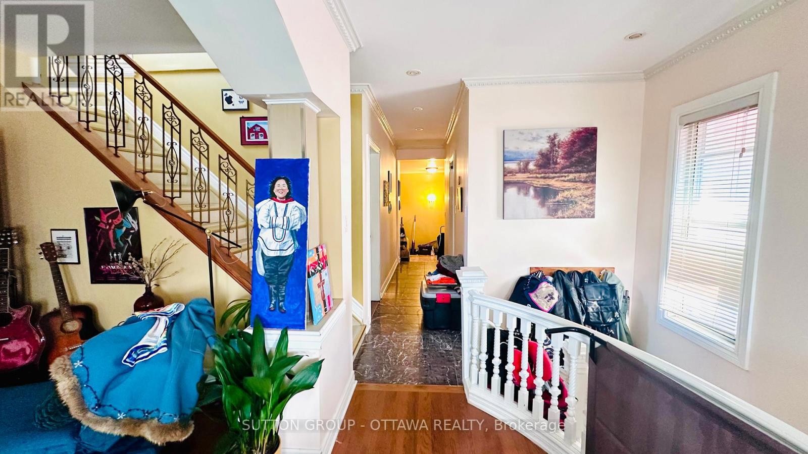 












139 ECCLES STREET

,
Ottawa,




Ontario
K1R6S7

