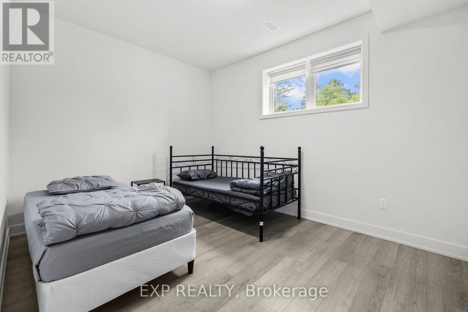 












292 JAMES ANDREW WAY

,
Beckwith,




Ontario
K7A4S7

