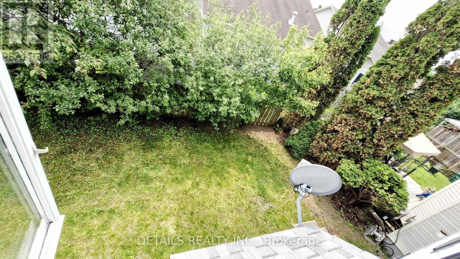 












73 STONEPOINTE AVENUE N

,
Ottawa,




Ontario
K2G4G2

