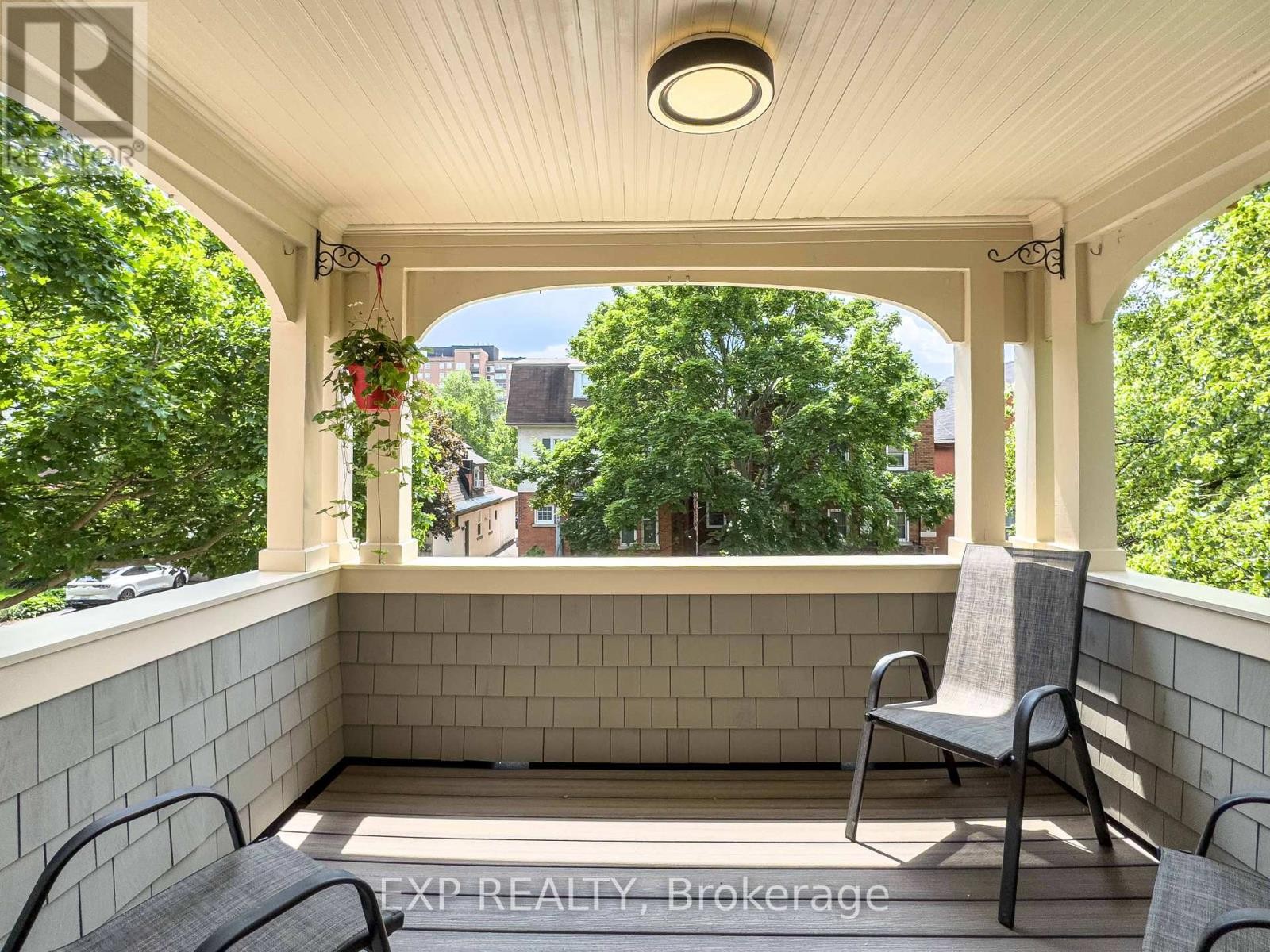 












267 STEWART STREET

,
Ottawa,




Ontario
K1N6K3

