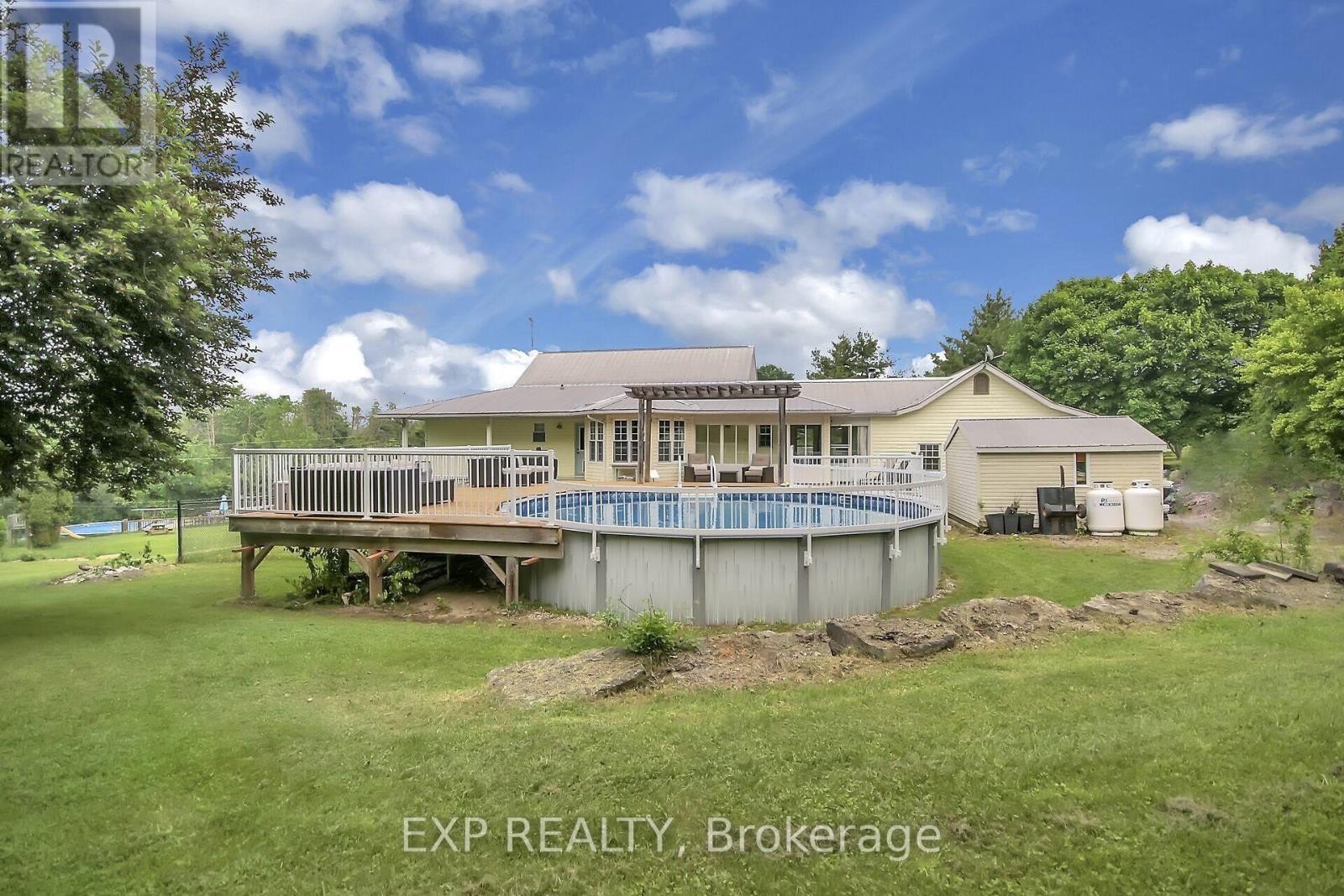 












290 CLAYTON ROAD

,
Mississippi Mills,




Ontario
K0A1A0

