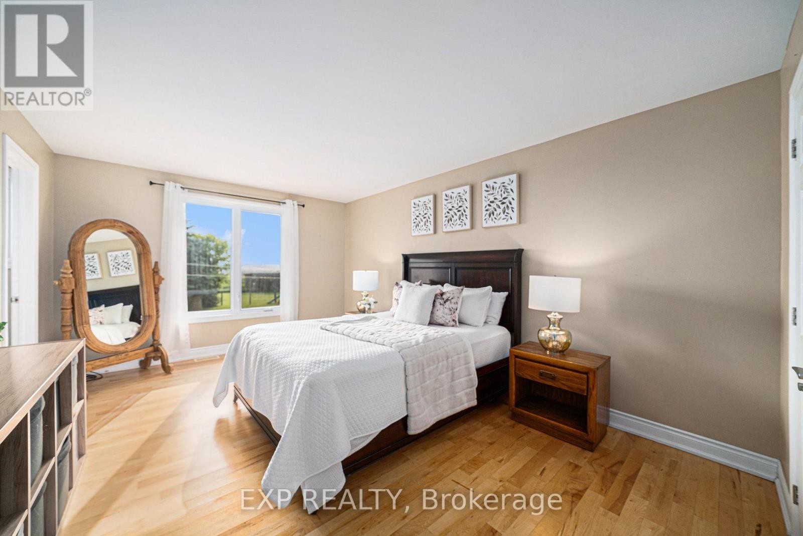 












4806 FRANK KENNY ROAD

,
Ottawa,




Ontario
K0A3H0

