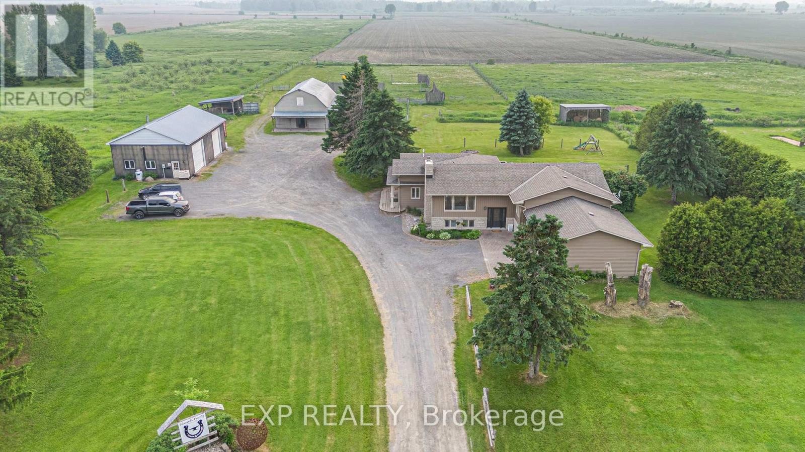 












4806 FRANK KENNY ROAD

,
Ottawa,




Ontario
K0A3H0

