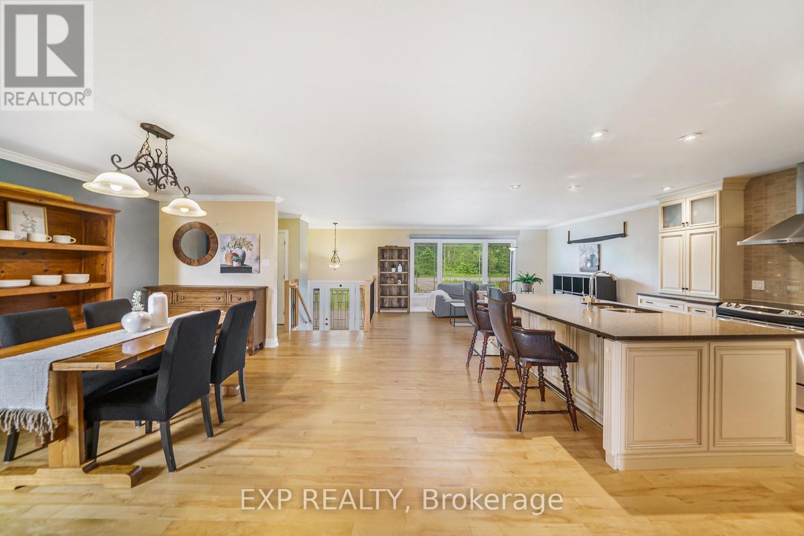 












4806 FRANK KENNY ROAD

,
Ottawa,




Ontario
K0A3H0

