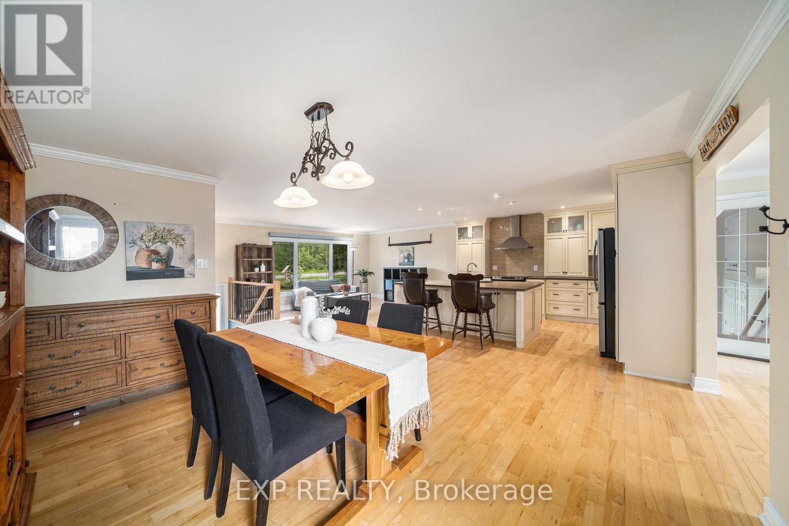 












4806 FRANK KENNY ROAD

,
Ottawa,




Ontario
K0A3H0

