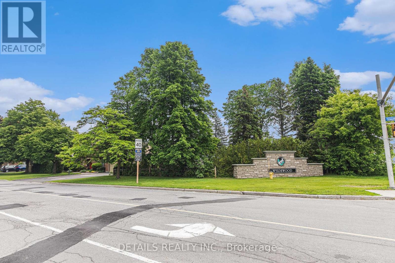 












3 WINTERGREEN DRIVE

,
Ottawa,




Ontario
K2S1E5

