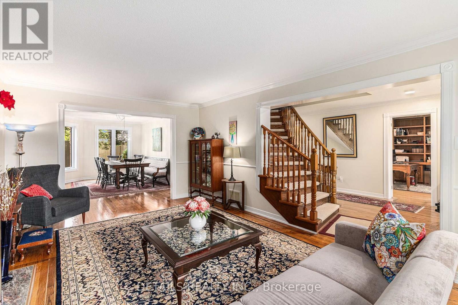 












3 WINTERGREEN DRIVE

,
Ottawa,




Ontario
K2S1E5

