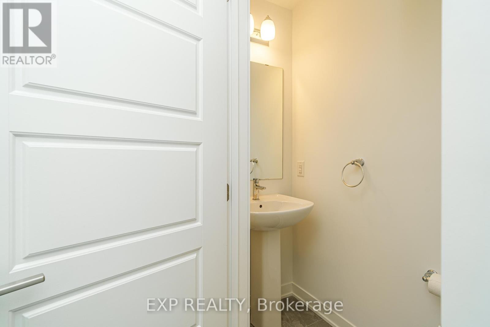 












51 STITCH MEWS

,
Ottawa,




Ontario
K0A2Z0

