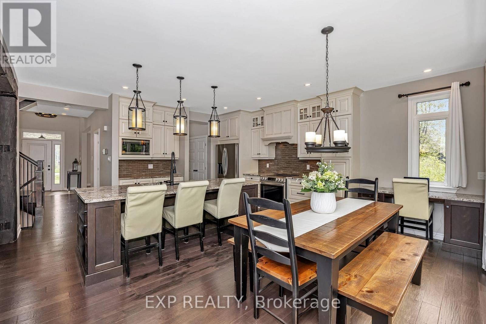 












308 SILENT WOOD GROVE

,
Ottawa,




Ontario
K0A1L0

