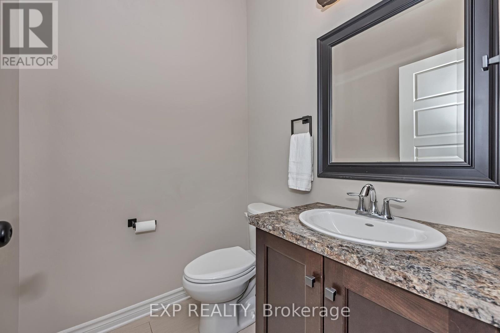 












308 SILENT WOOD GROVE

,
Ottawa,




Ontario
K0A1L0

