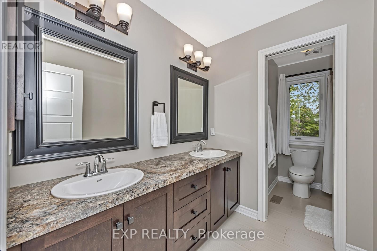 












308 SILENT WOOD GROVE

,
Ottawa,




Ontario
K0A1L0

