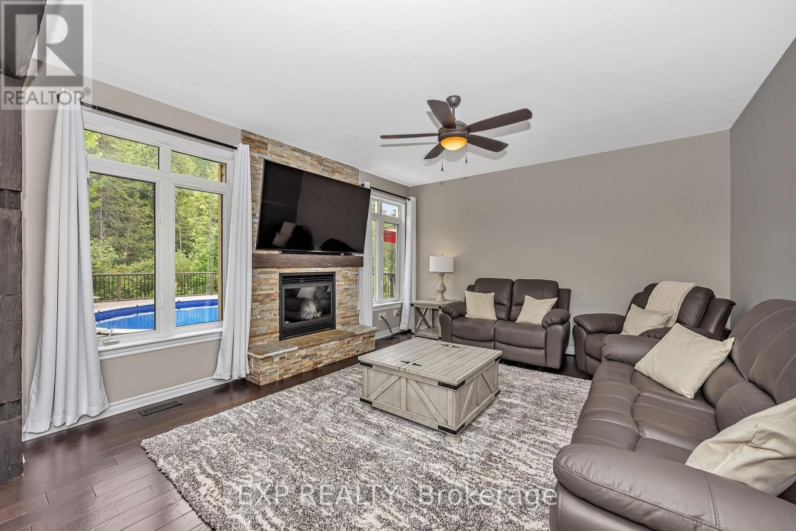 












308 SILENT WOOD GROVE

,
Ottawa,




Ontario
K0A1L0

