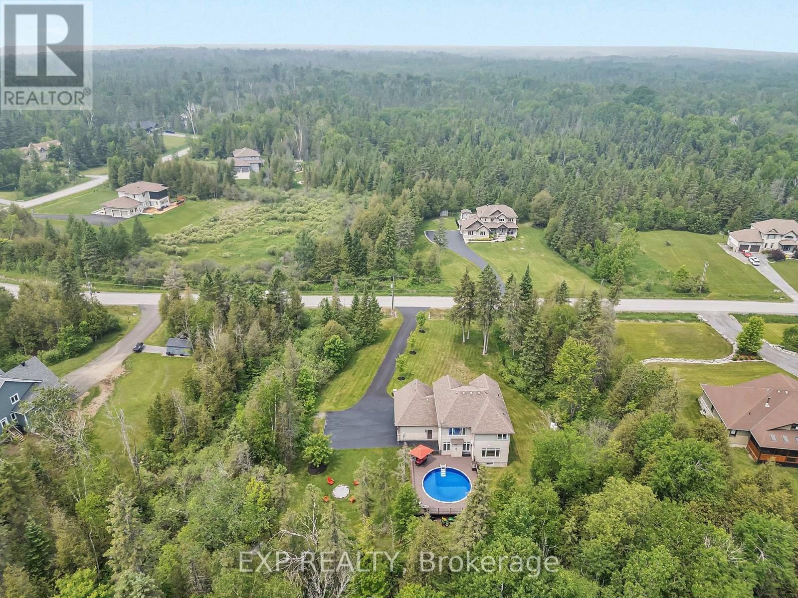 












308 SILENT WOOD GROVE

,
Ottawa,




Ontario
K0A1L0

