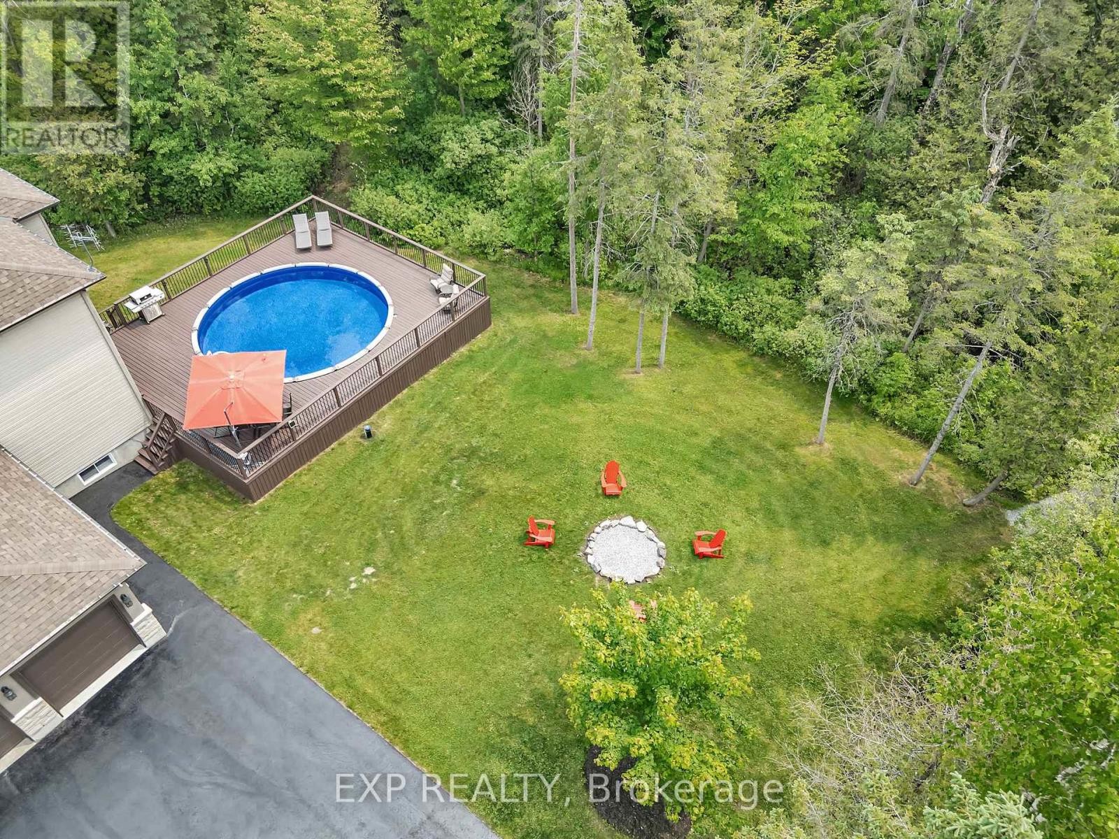 












308 SILENT WOOD GROVE

,
Ottawa,




Ontario
K0A1L0

