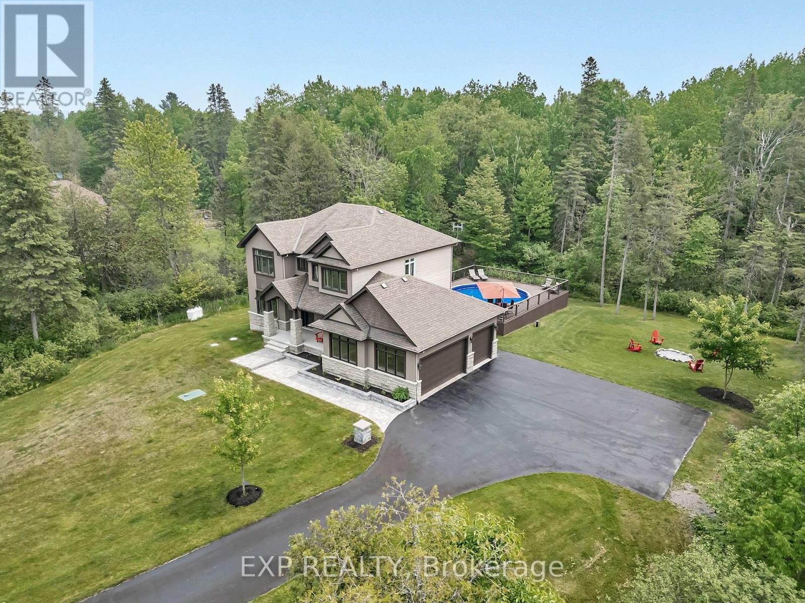 












308 SILENT WOOD GROVE

,
Ottawa,




Ontario
K0A1L0

