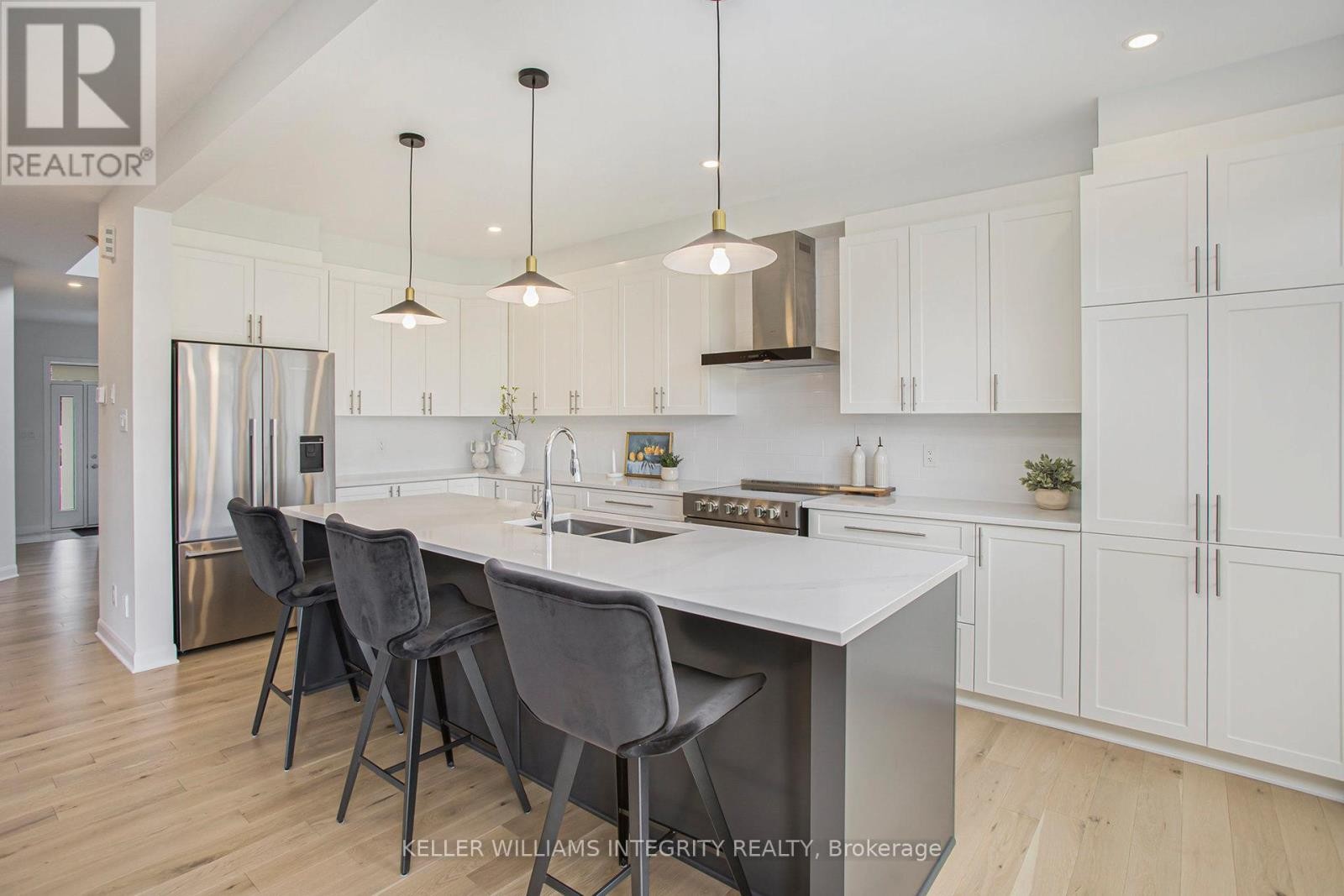 












1002 JUBILATION COURT

,
Ottawa,




Ontario
K4A5K5

