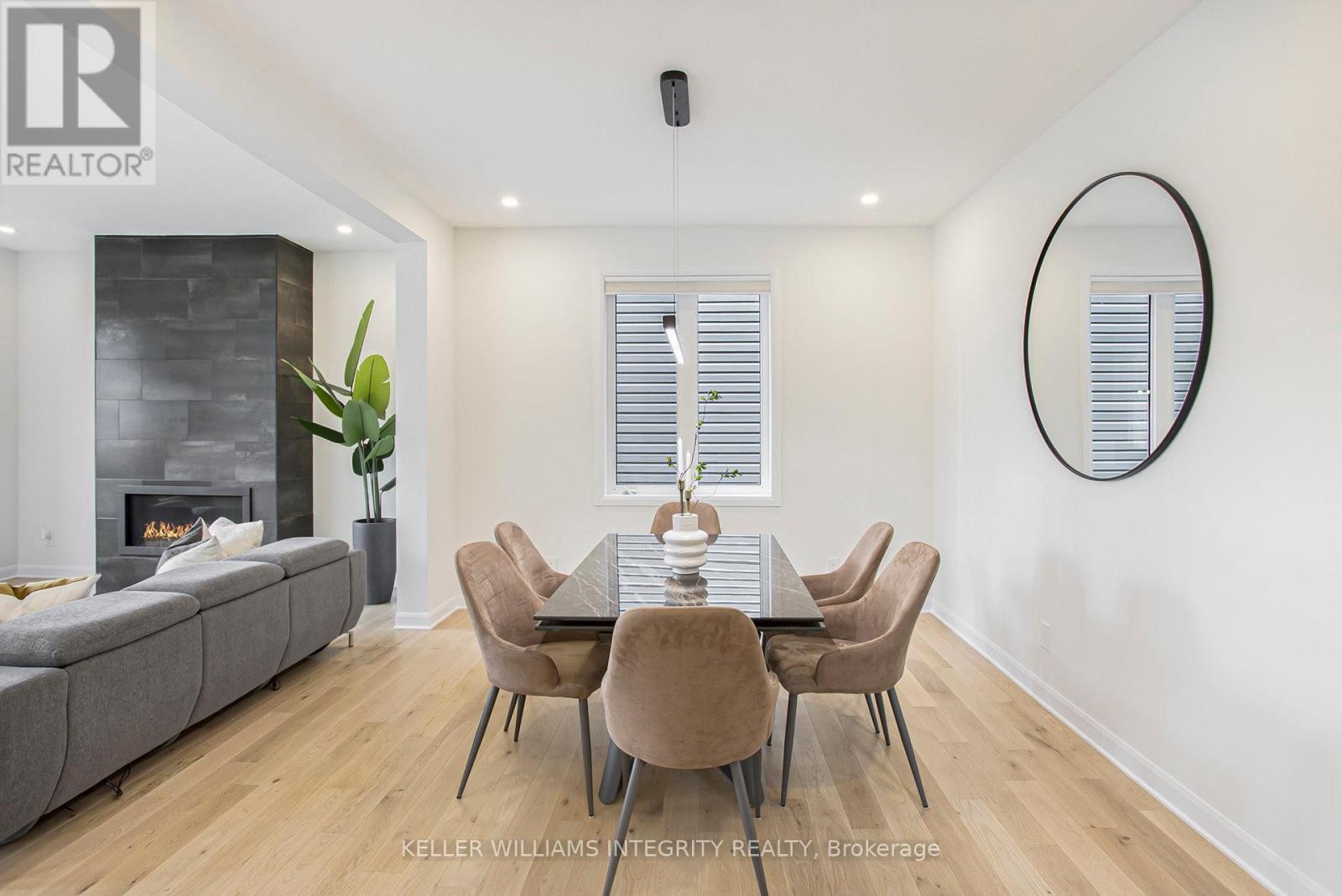 












1002 JUBILATION COURT

,
Ottawa,




Ontario
K4A5K5

