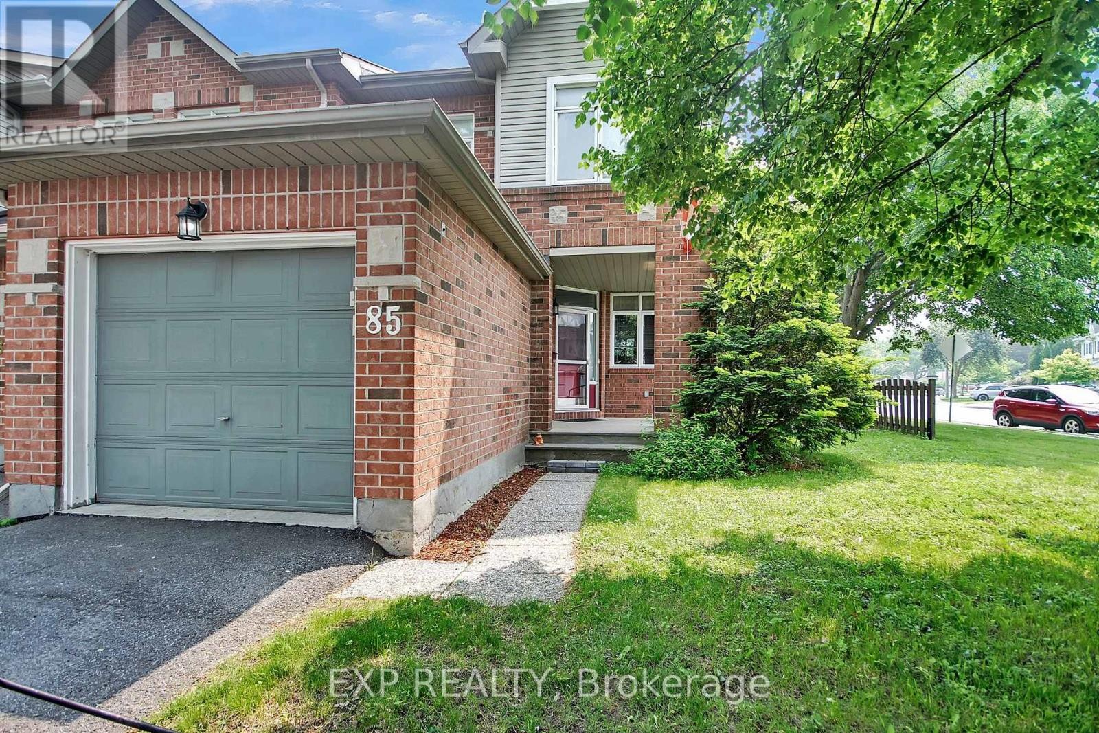 












85 ASTORIA CRESCENT

,
Ottawa,




Ontario
K2G6E7

