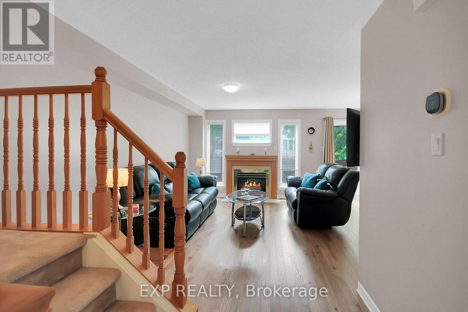 












85 ASTORIA CRESCENT

,
Ottawa,




Ontario
K2G6E7

