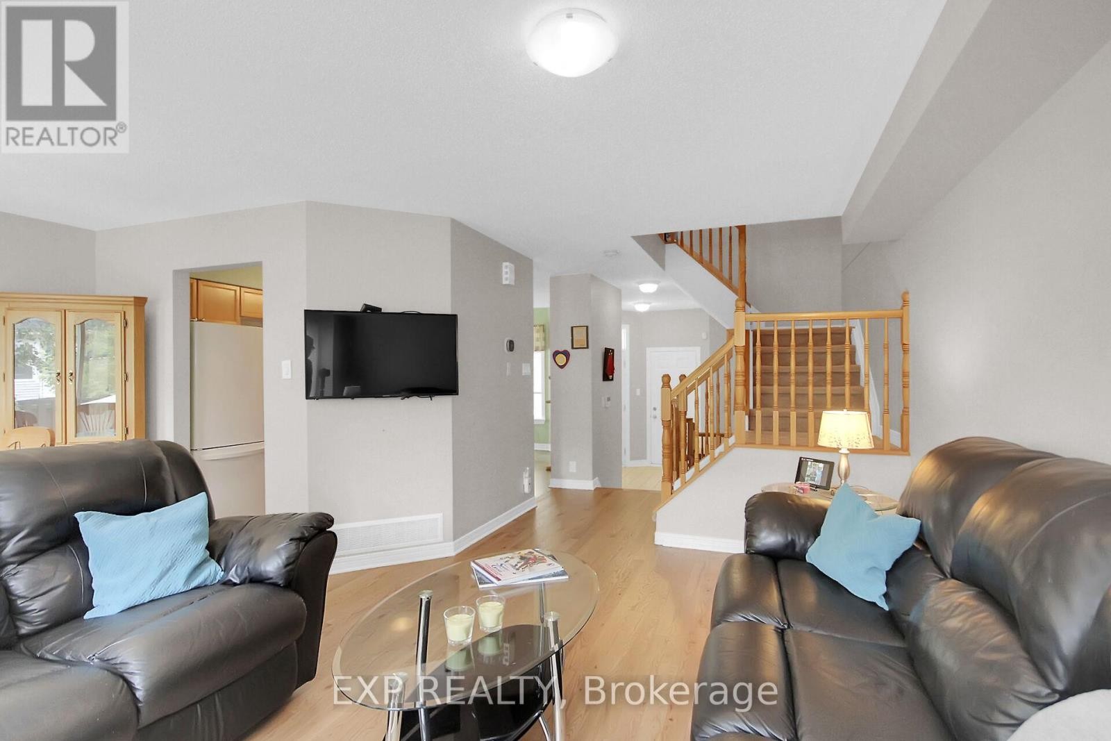 












85 ASTORIA CRESCENT

,
Ottawa,




Ontario
K2G6E7


