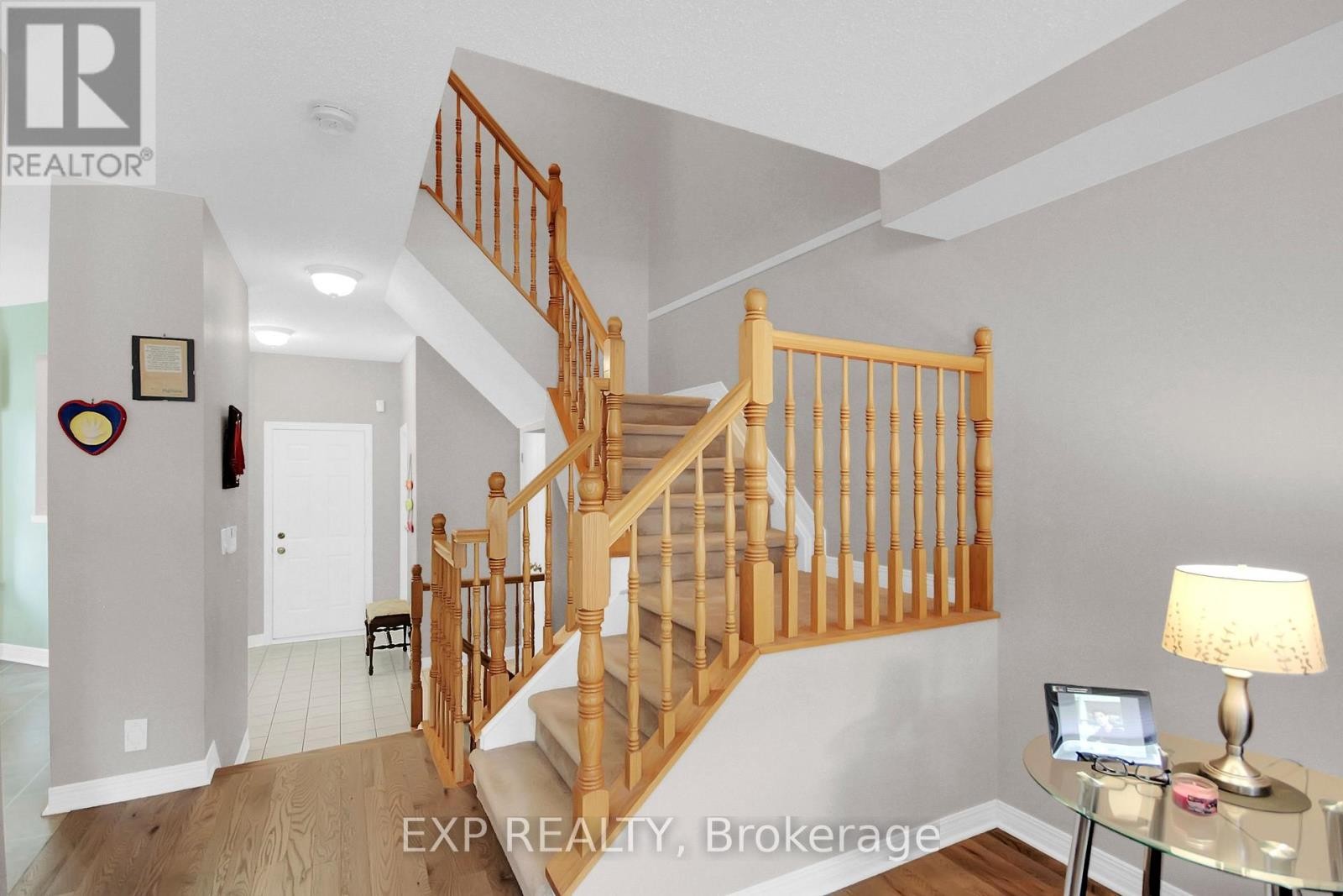 












85 ASTORIA CRESCENT

,
Ottawa,




Ontario
K2G6E7

