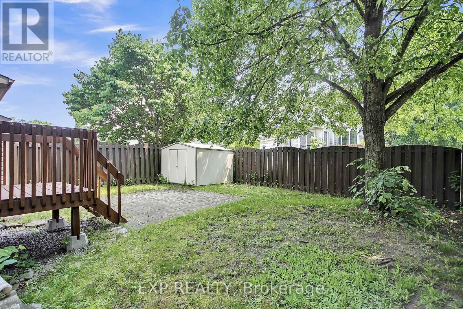 












85 ASTORIA CRESCENT

,
Ottawa,




Ontario
K2G6E7

