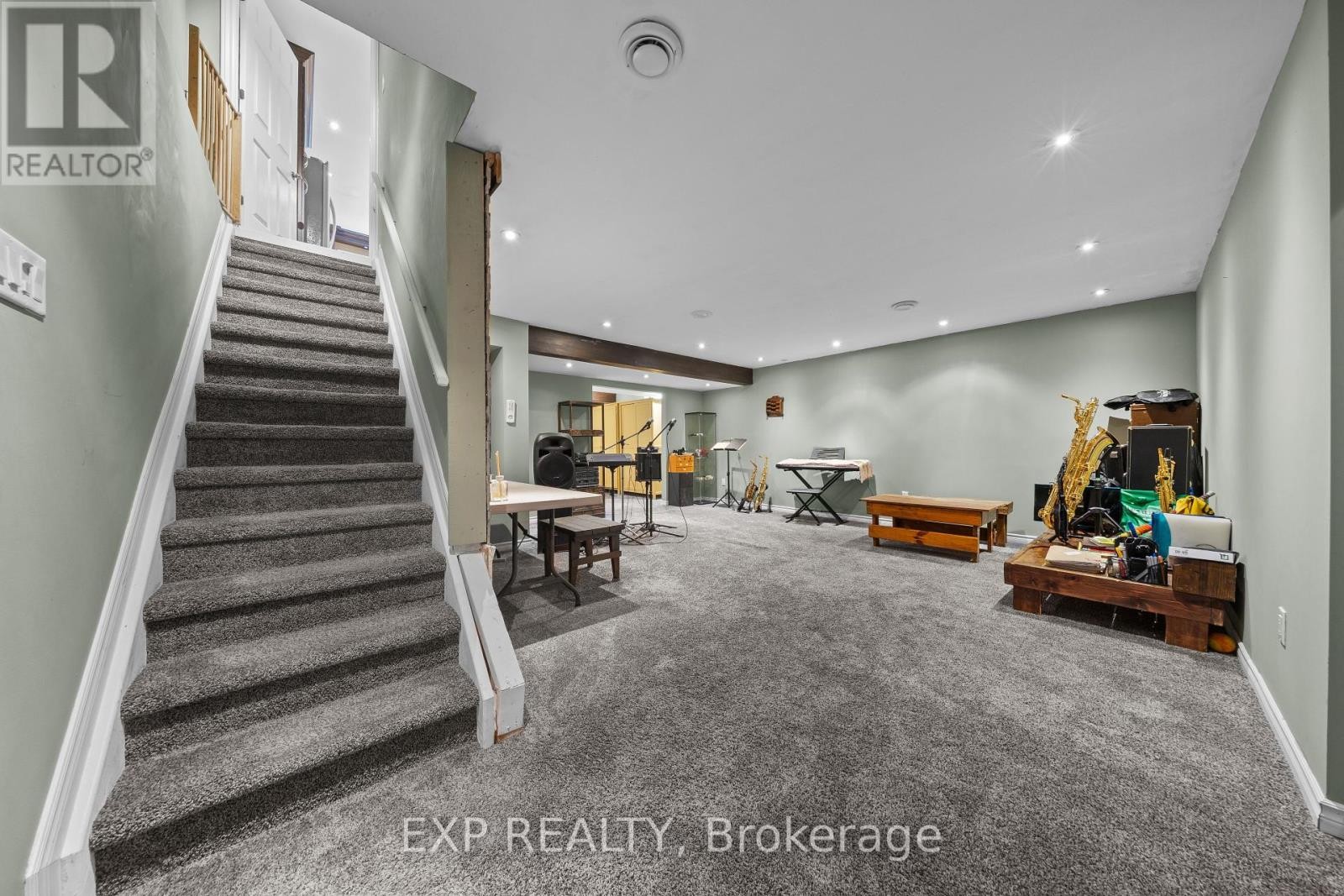 












53 BEAVER LANE

,
The Nation,




Ontario
K0A2M0

