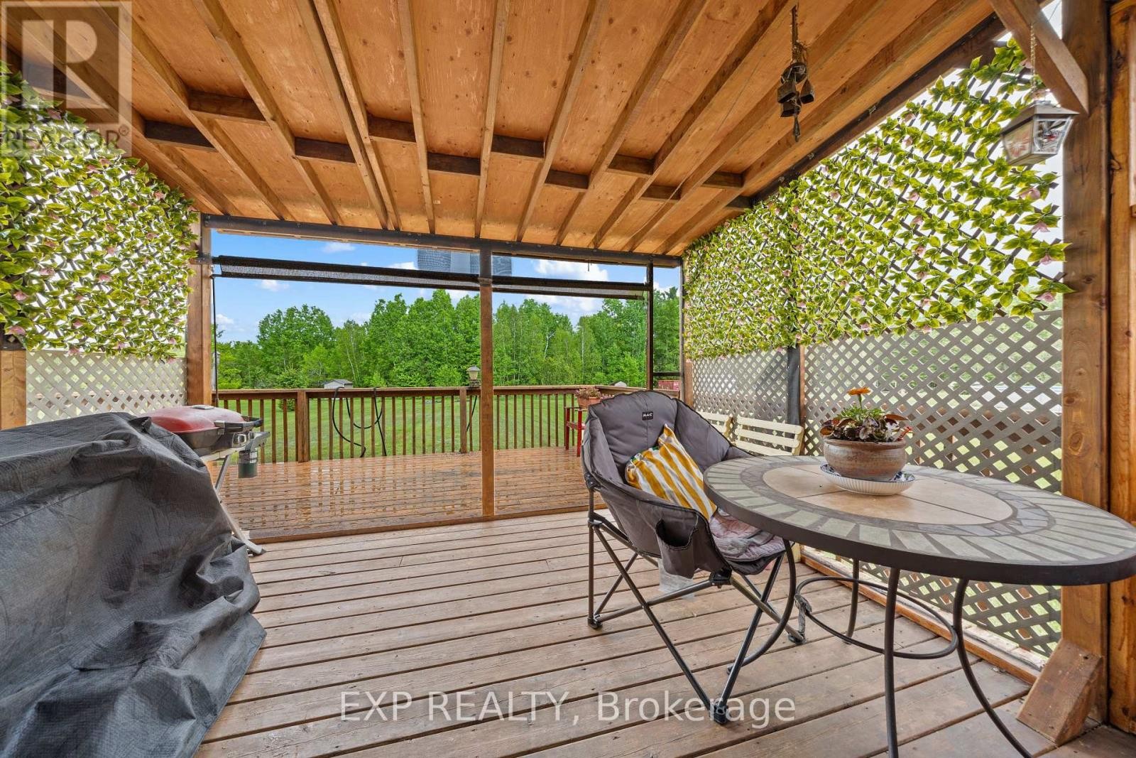 












53 BEAVER LANE

,
The Nation,




Ontario
K0A2M0

