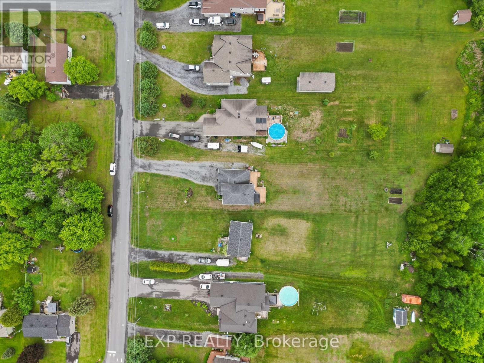 












53 BEAVER LANE

,
The Nation,




Ontario
K0A2M0

