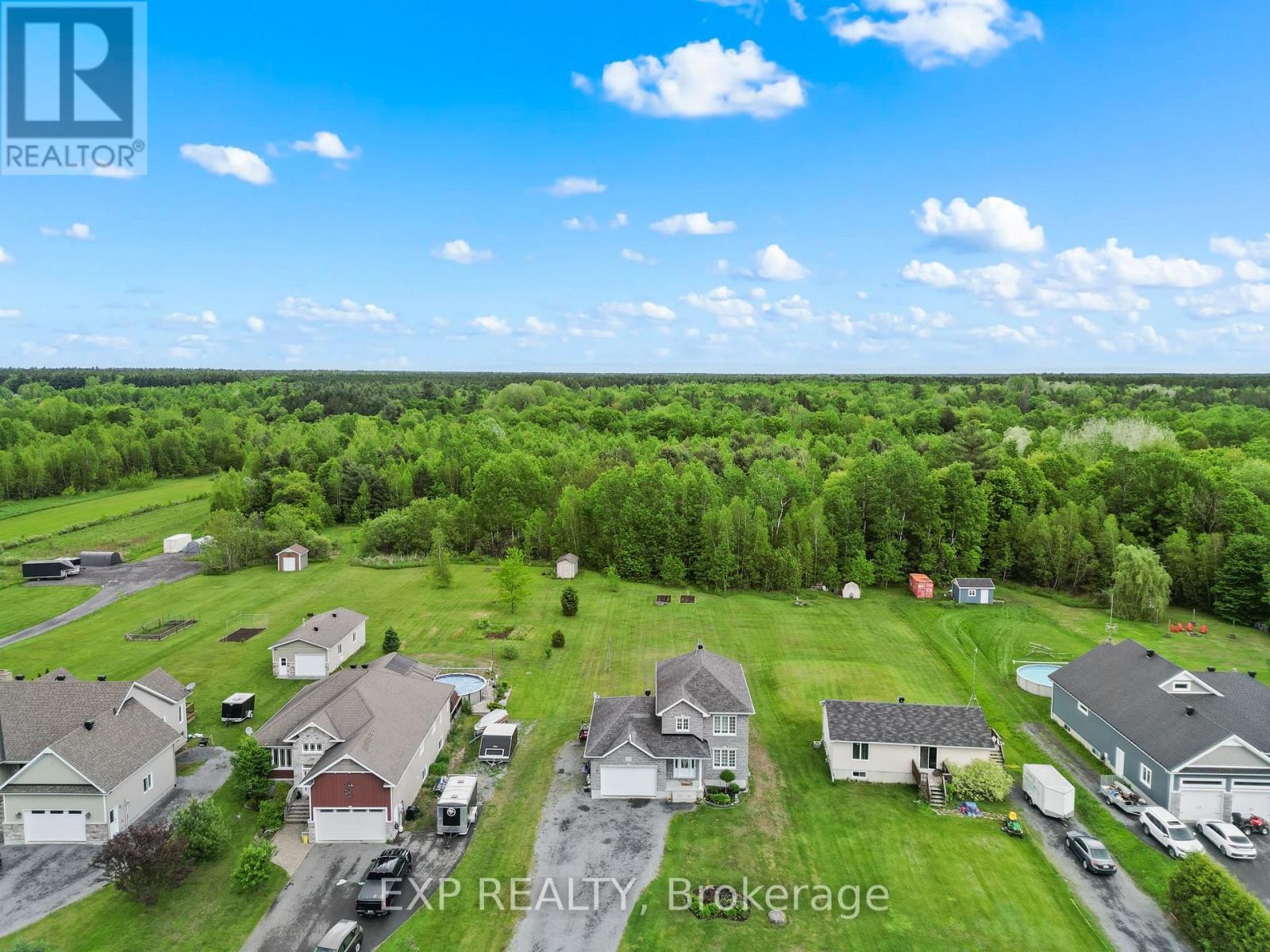 












53 BEAVER LANE

,
The Nation,




Ontario
K0A2M0

